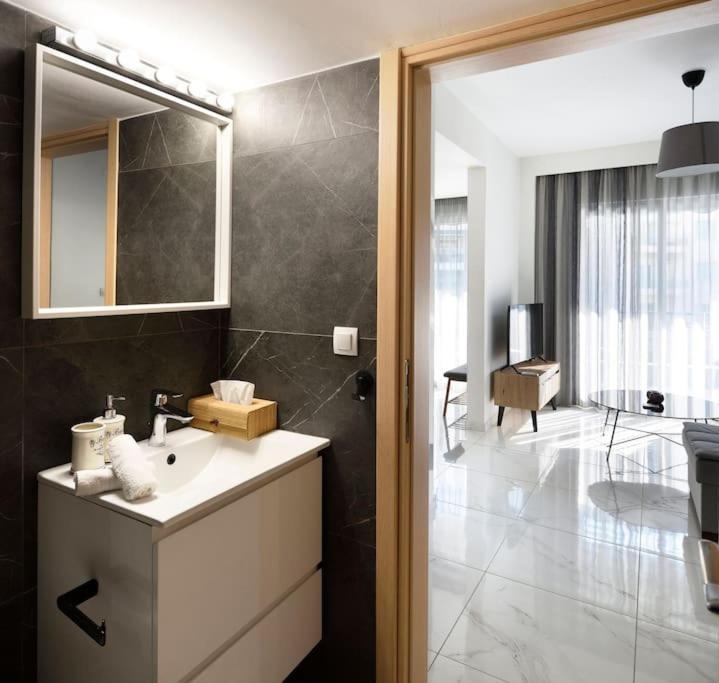 Twin Superior Suites Thessaloniki Buitenkant foto